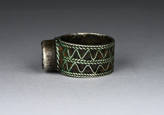 Antique large berber silver ring - image 4