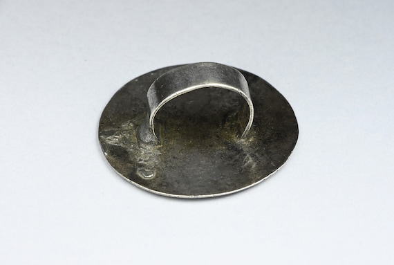 Antique Tunisian solid silver ring with gilding - image 4