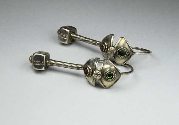 Antique Gujarati solid silver earrings - image 5