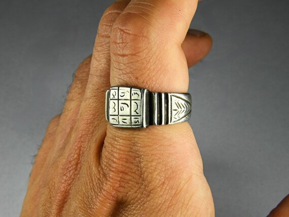 Antique silver talismanic ring - Gem