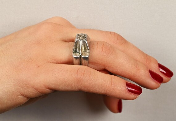Solid silver berber ring with engraved spiral - image 7