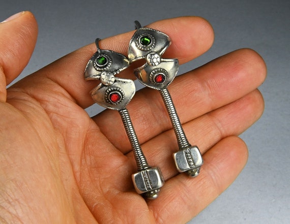 Antique Gujarati solid silver earrings - image 7