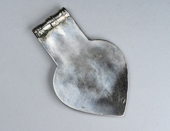 Antique silver and carnelian pendant - Turkmen je… - image 2