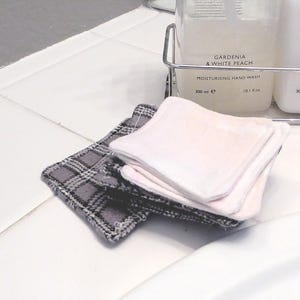 Reusable Makeup Wipes