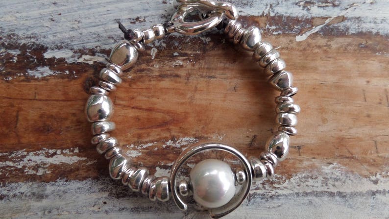 Bracelet with Imitation pearl image 1