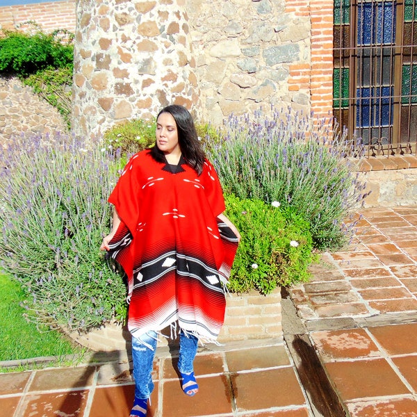 Mexican Poncho, Oversized Poncho, Tribal Poncho, Aztec Poncho, Serape, Navajo Poncho, Wool Poncho, Wool Cape, Wool Cape Coat