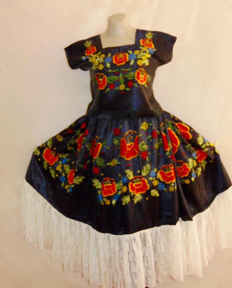 Mexican Dress, Oaxacan Dress, Mexican Embroidered Dress, Traditional Mexican Dress, Frida Kahlo, Huipil Dress, Mexican Blouse, Tehuana image 1