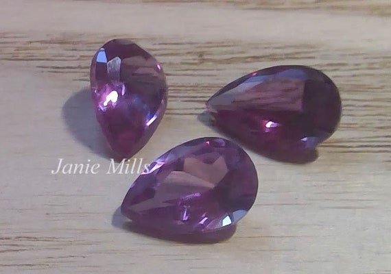 Alexandrite Color Change Corundum Synthetic Faceted Pointed Back