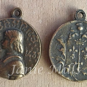 Charm Pendant Joan of Arc fleur de lis France Bronze or Sterling Silver