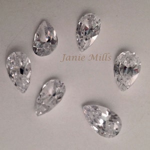 Cubic Zirconia faceted Clear 6x9 mm pear
