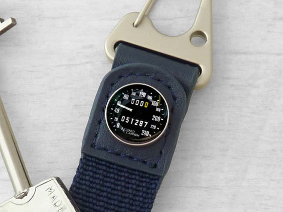 Personalised Speedometer Leather-Lanyard Keyring