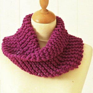Easy Beginner Garter Stitch Accessories Scarf Bag Snood  ~ Super Chunky 14 Ply Knitting Pattern PDF download