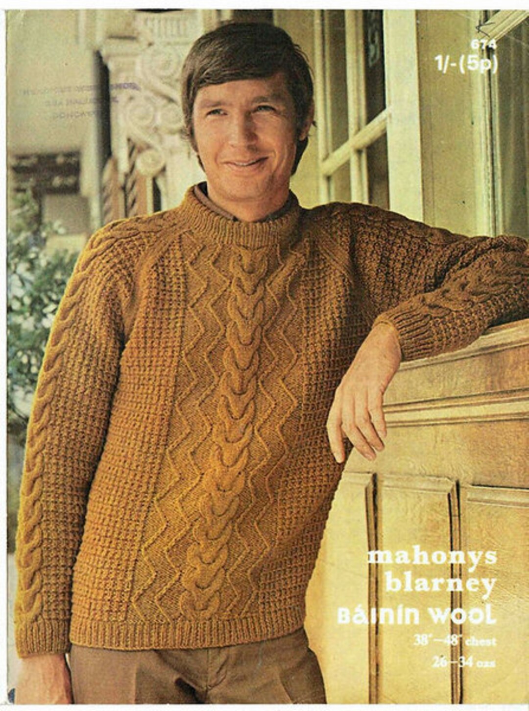 Man's Vintage Round Neck Raglan Sleeve Aran Sweater 38