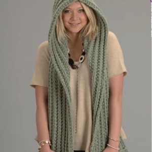 Ladies Easy Hooded Scarf - Super Chunky Wool Knitting Pattern PDF Instant download