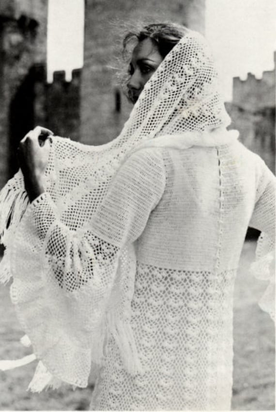 Fairytale Crochet Wedding Dress Wide Sleeves Cluster Border Fringed Stole  31" - 38" ~ 2 Ply Crochet Pattern PDF Instant Download - Etsy