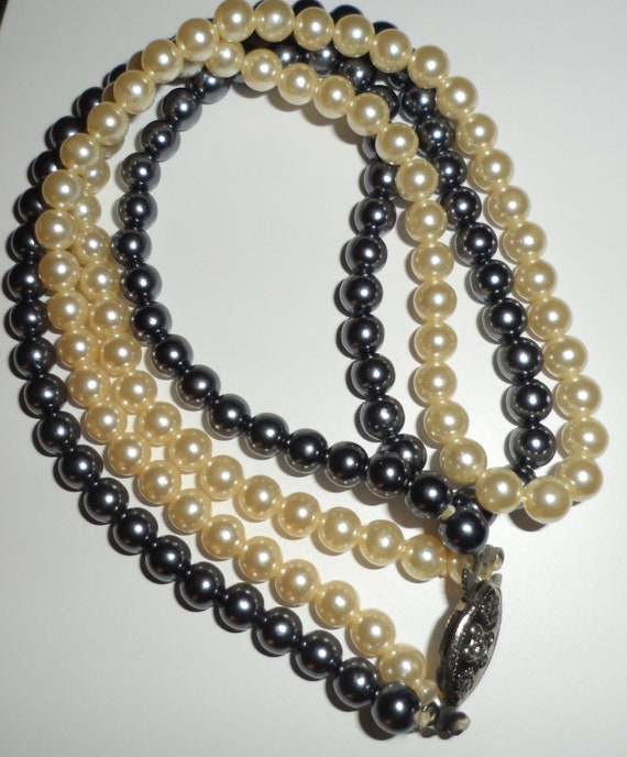 Vintage Double Strand Pearl Necklace | Pearl & Gu… - image 1