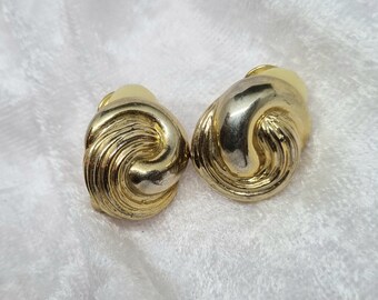 Vintage Clip On Earrings | Gold Tone & Silver Tone Swirl Effect | 1970's | With Comforters | Monet Trifari Style |