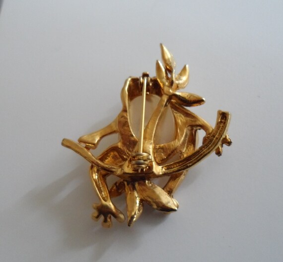 Vintage Enamelled Gold Tone Frog Brooch | Faux Pe… - image 5