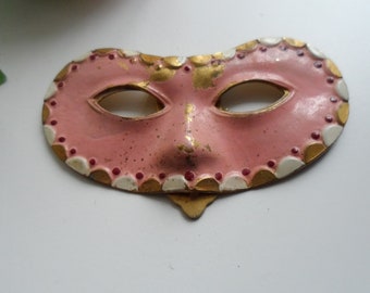 1960's Vintage Dress Clip | Pink Enamel Mask | Masquerade Mask | A/F | Needs some TLC | Restoration |