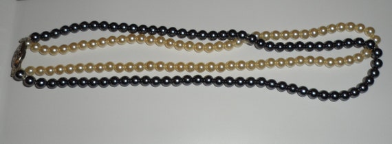 Vintage Double Strand Pearl Necklace | Pearl & Gu… - image 3