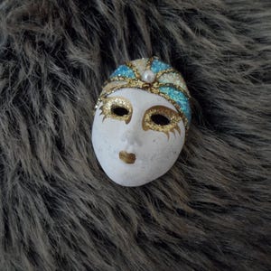 Vintage Brooch | 1920's Flapper Lady Mask Brooch | White Plaster | Crystal Pearl Head Dress | Repro 1920's |