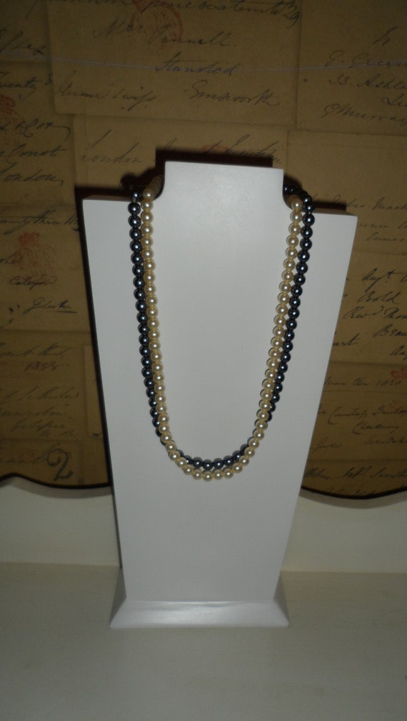 Vintage Double Strand Pearl Necklace | Pearl & Gu… - image 2