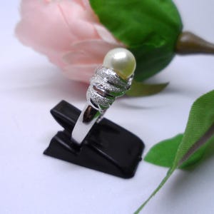1980's Pearl Ring | Silver Tone | Crystal Shank | Stamped 925 KPS | Size Uk/Au Q | US 8.25 | Silver Plated | Vintage Pearl Ring |