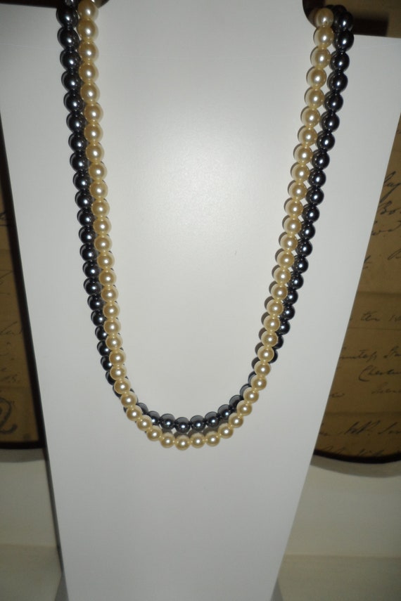 Vintage Double Strand Pearl Necklace | Pearl & Gu… - image 8