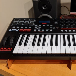 Angled Desktop Stand for Midi-Keyboards, and other Music Devices like Mixers, Ableton Push image 2
