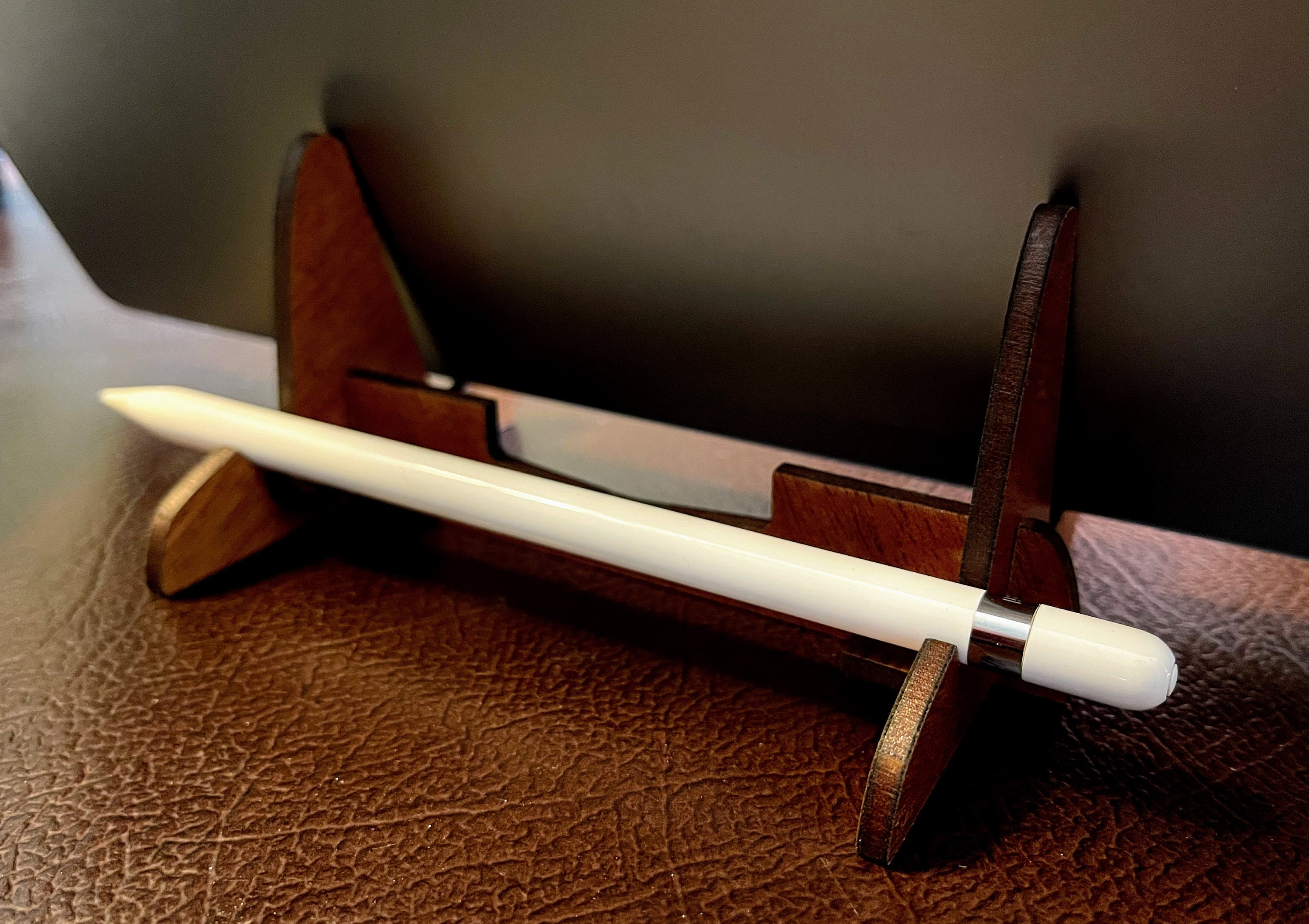 iPad Stand - simple, great for travel, holds Pencil