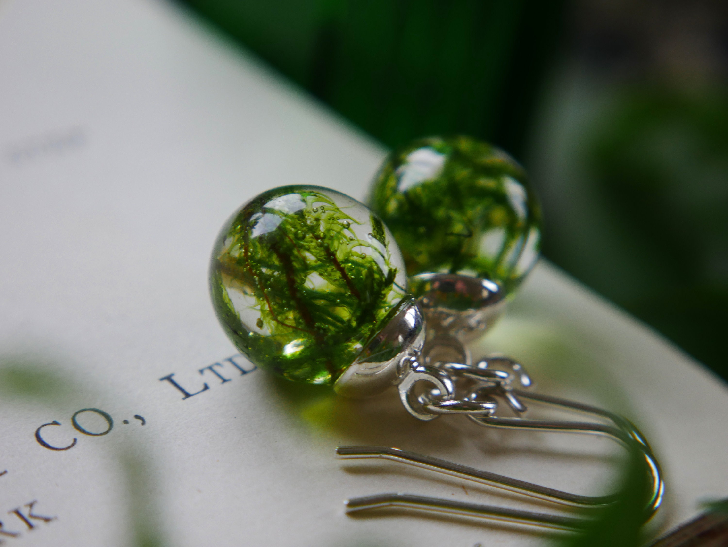 Terrarium Earrings Nature Inspired Earrings Dandelion Real Moss Earrings Green orb Earrings Woodland Resin Moss,Botanical Earrings,Gift for