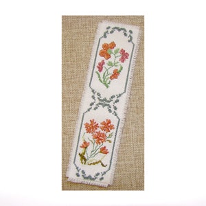 Floral Cross Stitch Bookmark Pattern: DIY Embroidery (PDF Pattern)