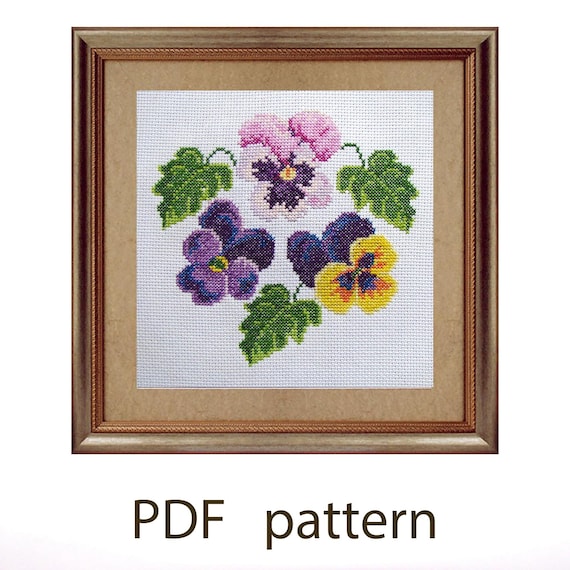 Modèle de point de croix pensées et violettes : coeur floral