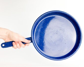 Vintage Large Blue Speckled Enamel Skillet - Rare Blue + White Graniteware Enamelware Camping Frying Pan - Outdoor Campfire Cookware