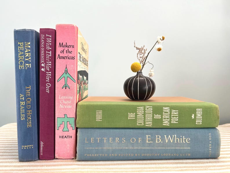 Book Theme Baby Shower Decor Idea