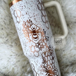 Gobelet style Stanley 40 oz plaqué cuivre avec poignée | Gravure personnalisée d'abeilles