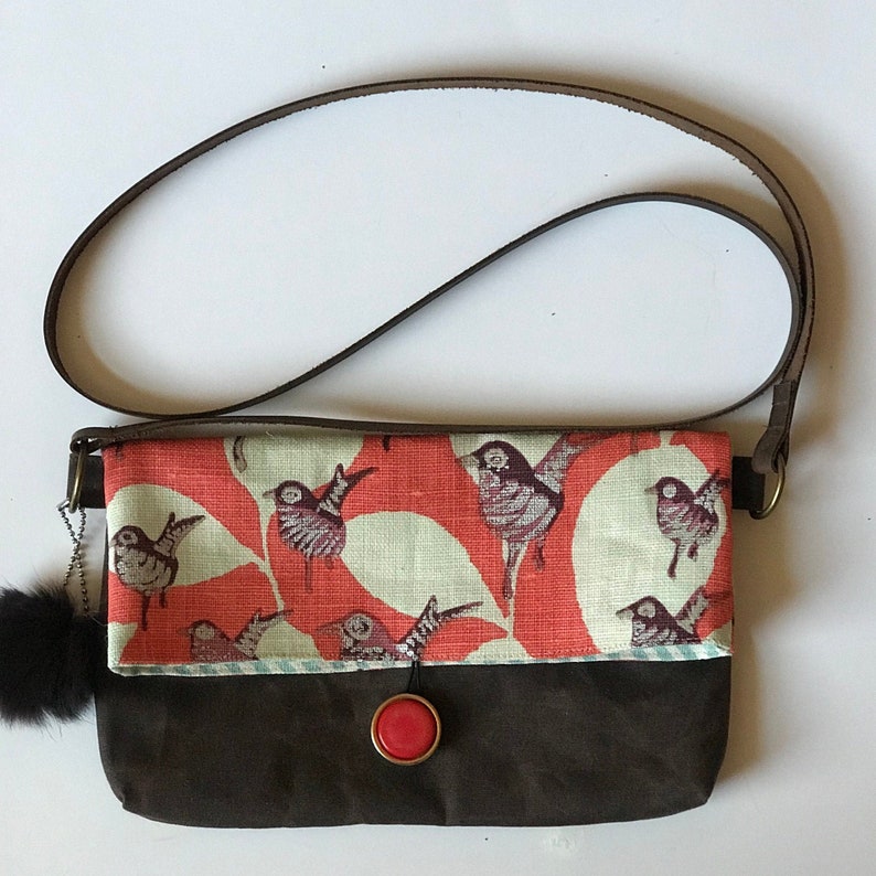 fold over shoulder bolsa