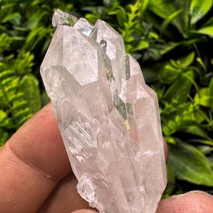 Amazing Quartz Brazil natural crystal minerals specimen clusters souvenirs WholesaleMineralsBox