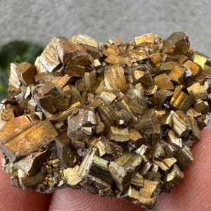 Amazing Pyrite Quartz Madan Bulgaria natural crystal minerals specimen clusters souvenirs WholesaleMineralsBox