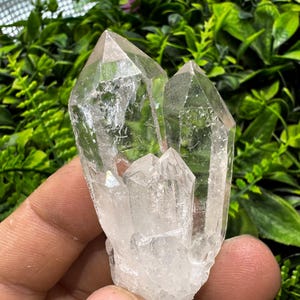 Amazing Quartz Brazil natural crystal minerals specimen clusters souvenirs WholesaleMineralsBox