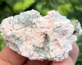 Rhodochrosite Chalcopyrite Quartz Davidkovo Bulgaria natural crystal minerals specimen clusters souvenirs WholesaleMineralsBox
