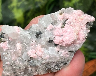 Rhodochrosite Stilbite Quartz Chalcopyrite Davidkovo Bulgaria natural crystal minerals specimen clusters souvenirs WholesaleMineralsBox