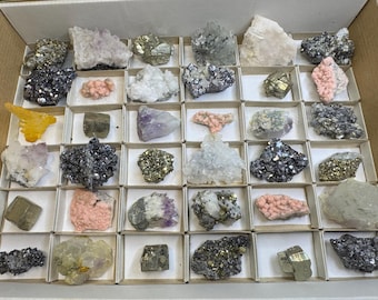 Mix minerals flat 230x300 millimetres Madan Bulgaria natural crystal minerals specimen clusters souvenirs WholesaleMineralsBox
