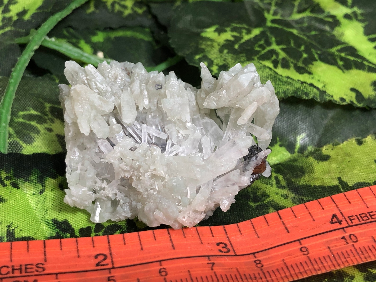 Cristallini Artificiali Di Ultima Generazione Estratto di minerali cristallini di due generazioni | Etsy