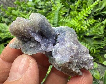 インドネシア産の素晴らしいグレープアゲート天然水晶鉱物標本