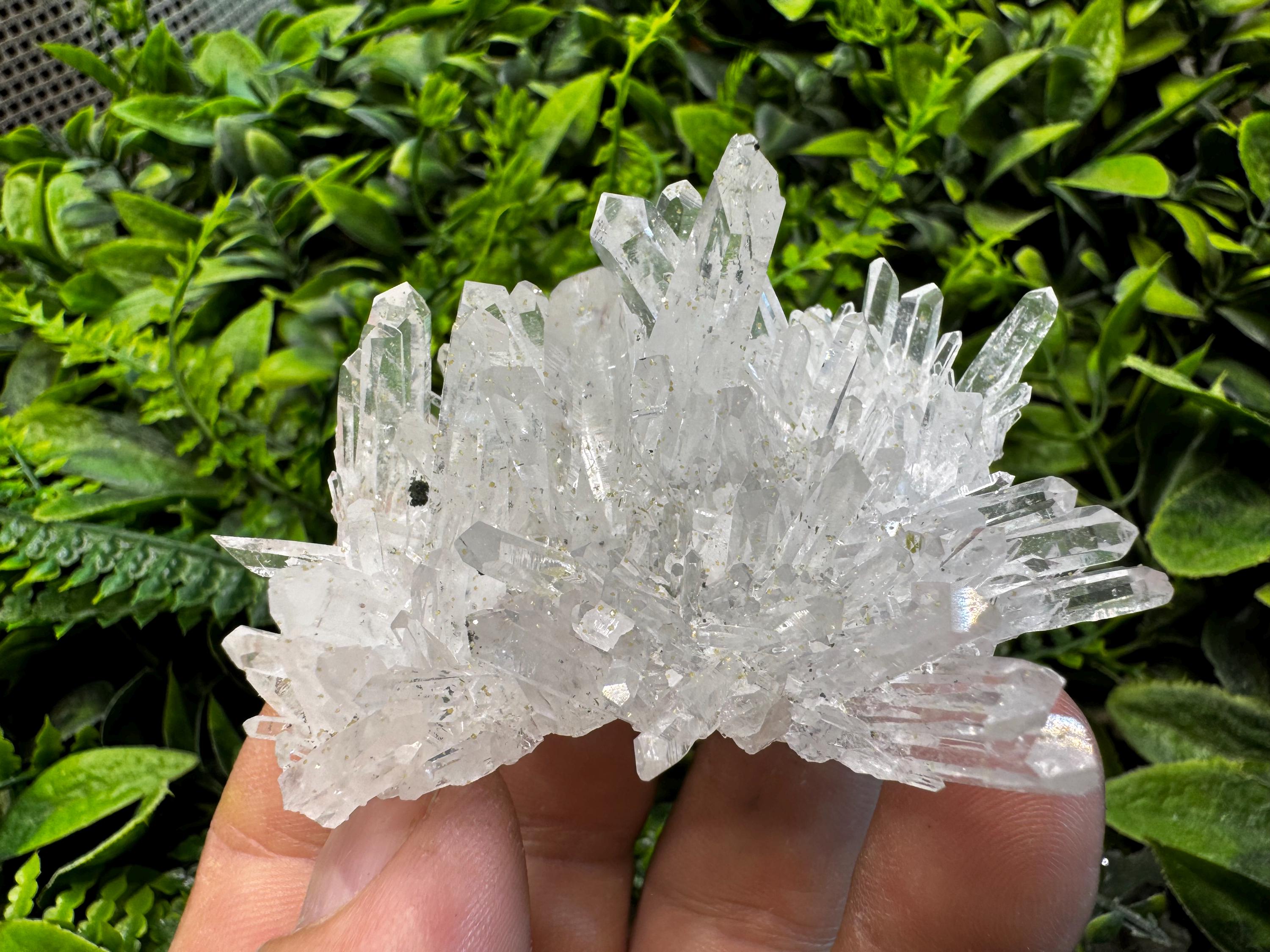 Quartz Madan Bulgarie cristaux naturels minéraux spécimens grappes souvenirs WholesaleMineralsBox décoration intérieure