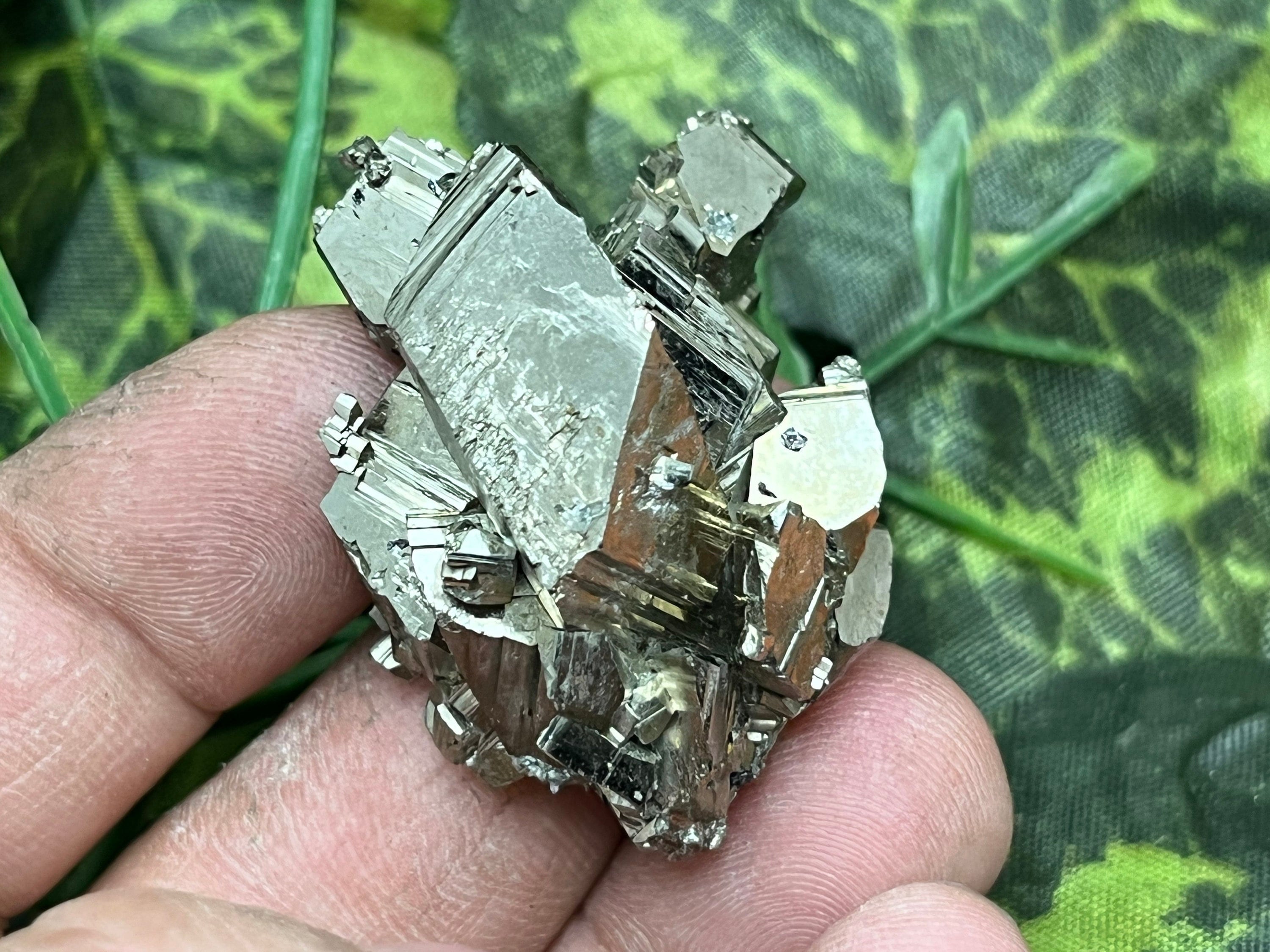 Pyriamazing E -Borieva Mine-Madan Bulgaria Natural Crystal Minerals Specimen