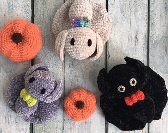 Crochet bat: amigurumi bat plush || kawaii plush || Halloween decor || spooky decor || fall decor