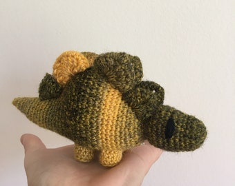 Crochet Dinosaur: amigurumi dinosaur, gender neutral toy, baby safe plush, baby shower gift, newborn photo prop