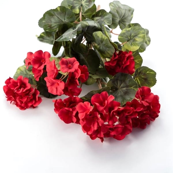 Red Geraniums, Artificial geraniums plant, artificial geraniums flower bush, summer silk flowers, red silk flowers, summer flowers